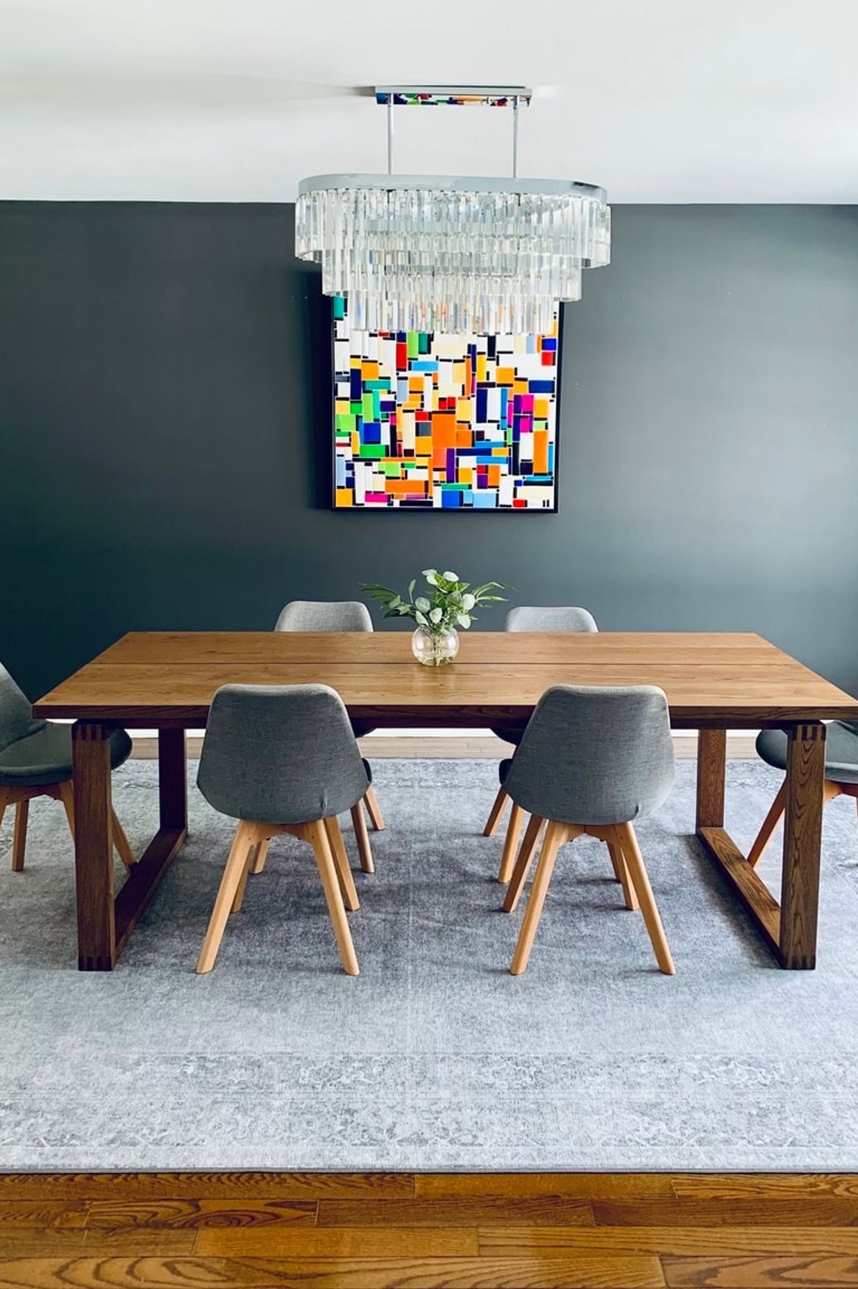 Example of seating in dining area | Photo Credit - Unsplash