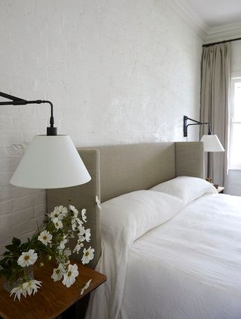 luxury-king-mattress-in-one-room-suite-credit-Rosedale-Farm.jpeg