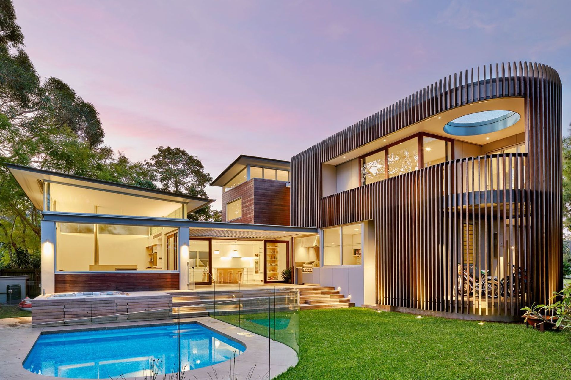 Lagoon House by Utz Sanby Architects | Photography by Marian Riabic