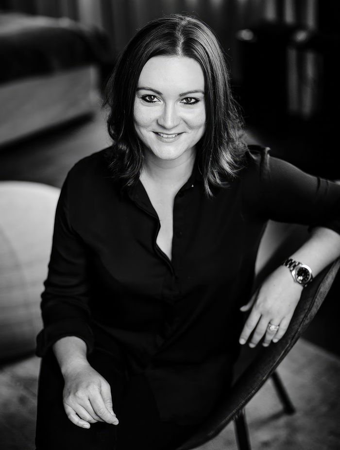 Isabelle Sjövall is one of the world's leading specialists in the field of neurodesign, with over 15 years of experience in advanced projects in architecture, design, and the property industry. She has optimized properties with a total sales value of $1.4 billion.