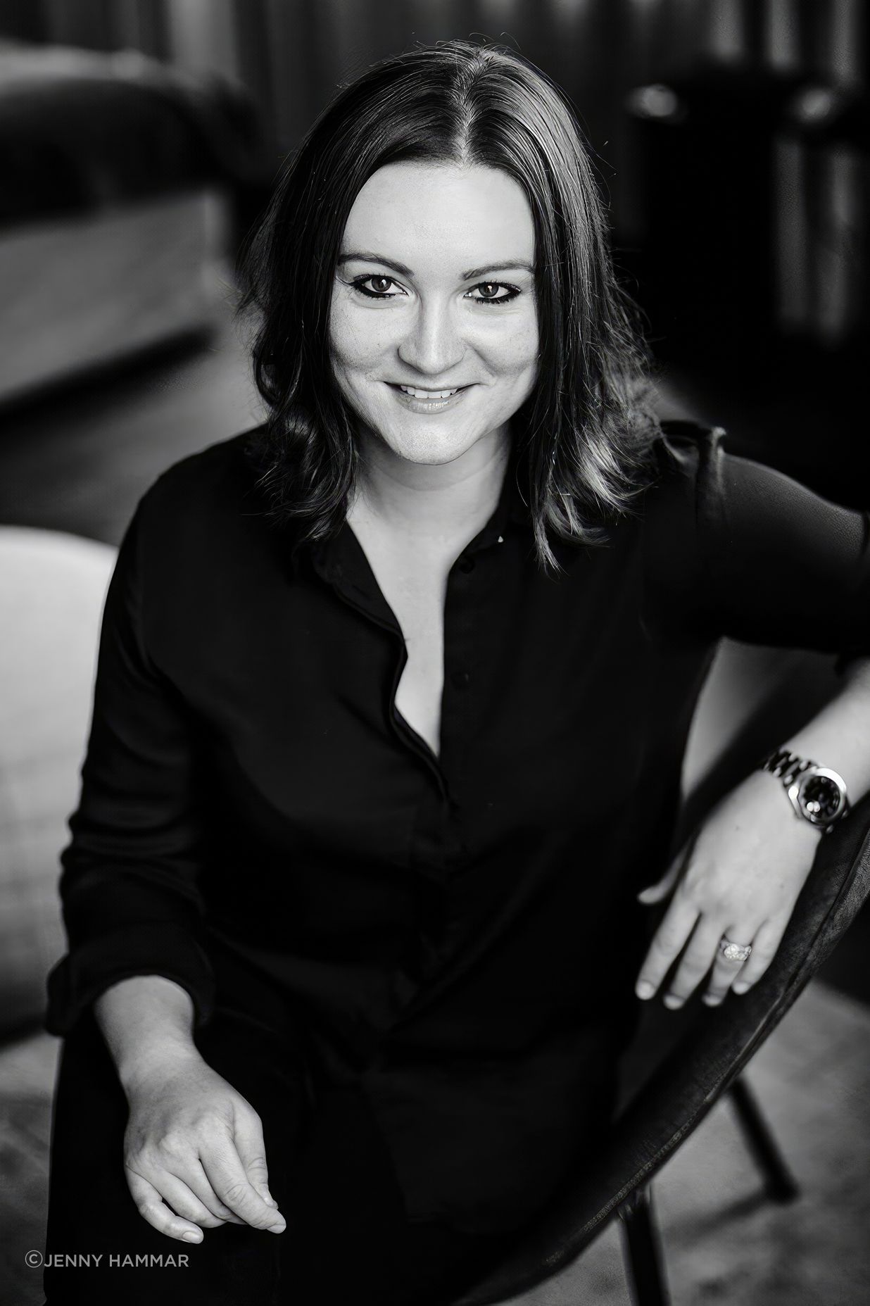 Isabelle Sjövall is one of the world's leading specialists in the field of neurodesign, with over 15 years of experience in advanced projects in architecture, design, and the property industry. She has optimized properties with a total sales value of $1.4 billion.