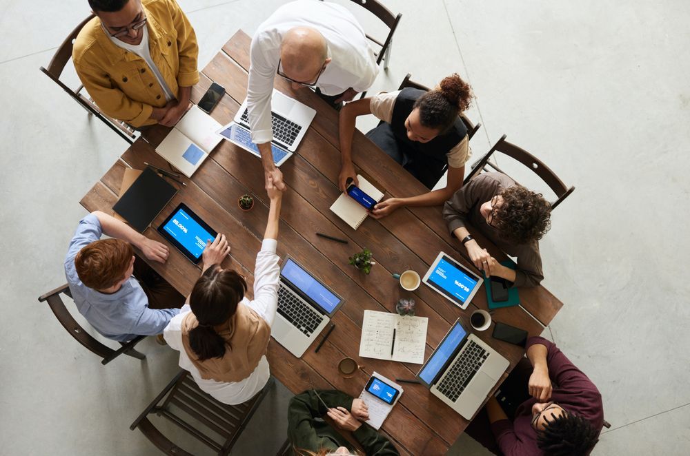 Stratus offers 24/7 remote monitoring of servers, workstations and network devices backed up by a secure, customer helpdesk portal, all designed to give you peace of mind and to allow you to concentrate on your business.
