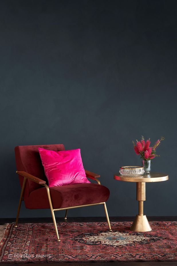 Smooth Impasto in Prussian Green.