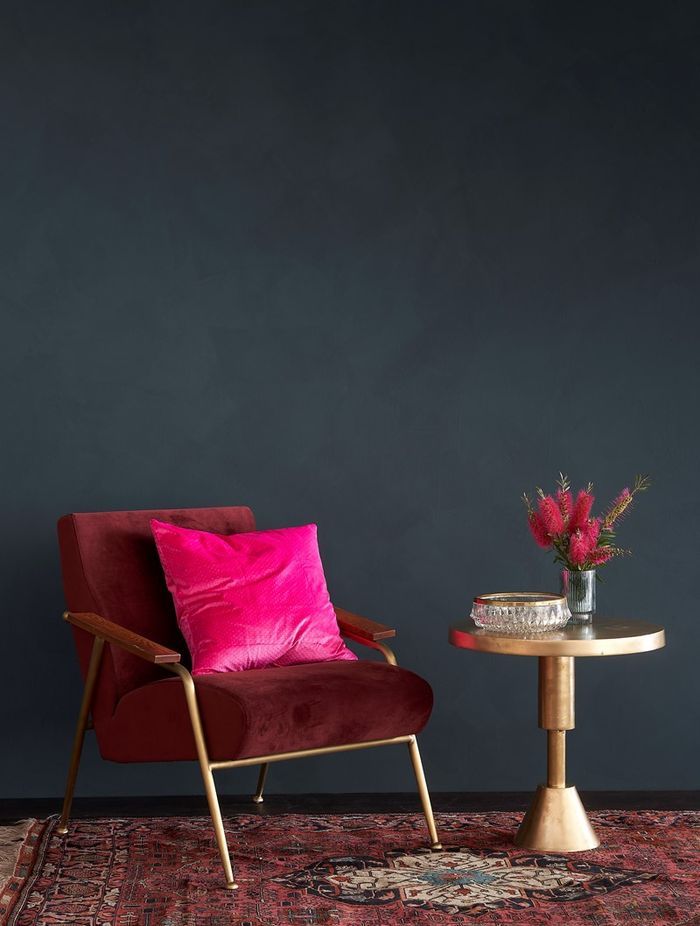 Smooth Impasto in Prussian Green.