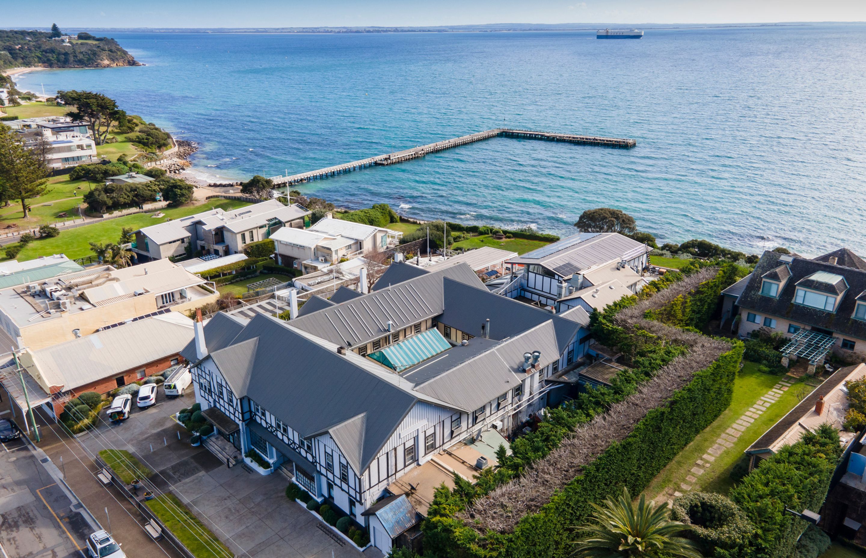 Portsea Pub | MagnaFlow by UniCote