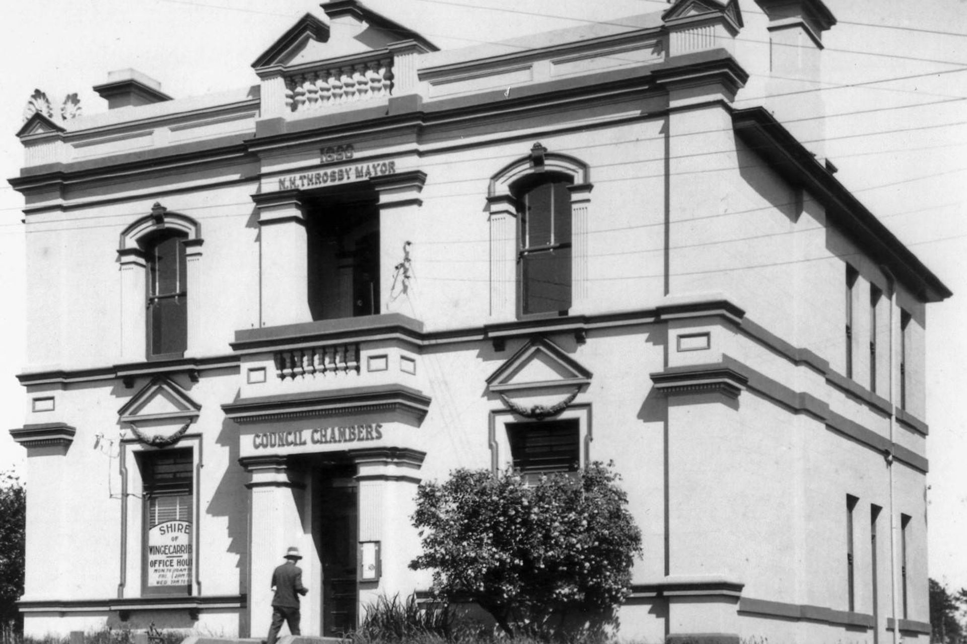 Historic image of Moss Manor.