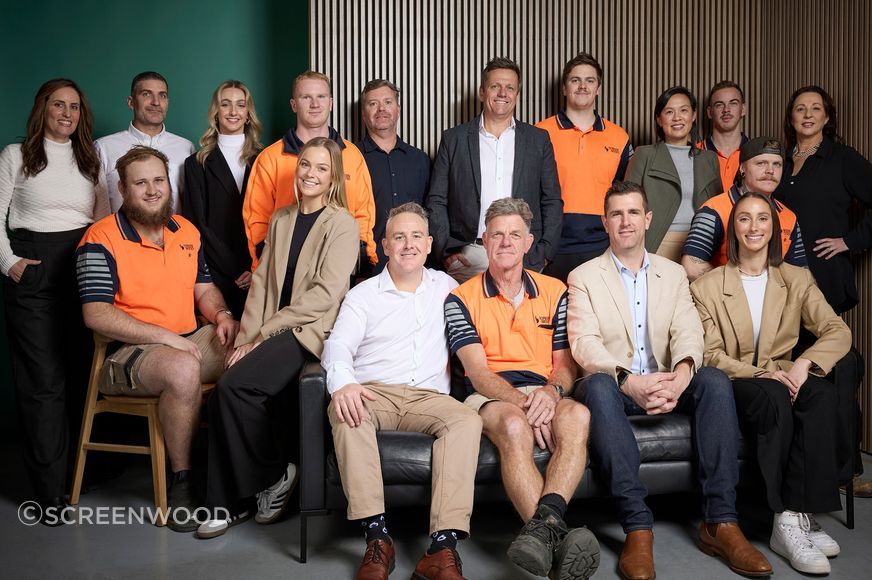 screenwood-fullteam002.jpg