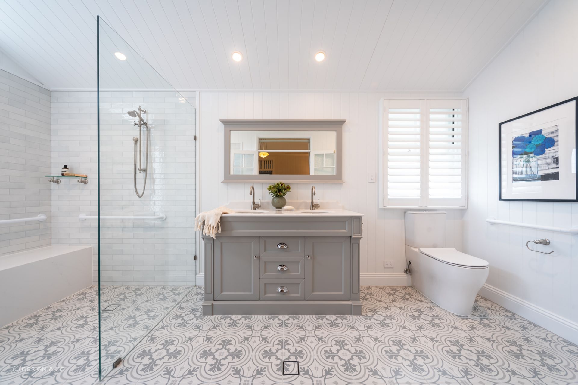 Bathroom accessories don't have to take up tonnes of space, especially in large bathrooms.