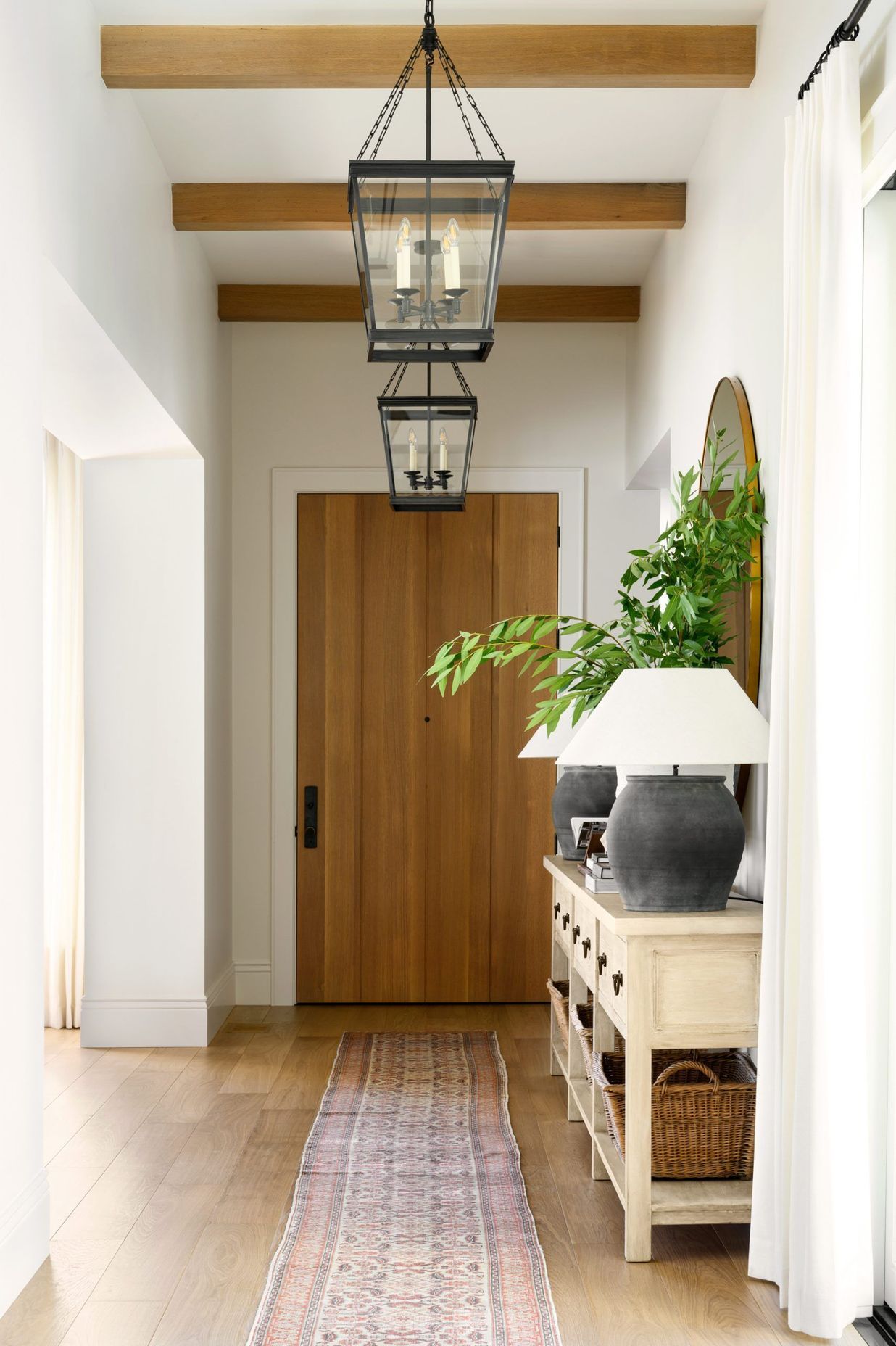 Make An Entrance: 5 Key Steps To Styling Your Entryway