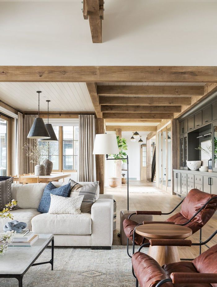 The Bright Stuff: Our Guide To The Perfect Lighting