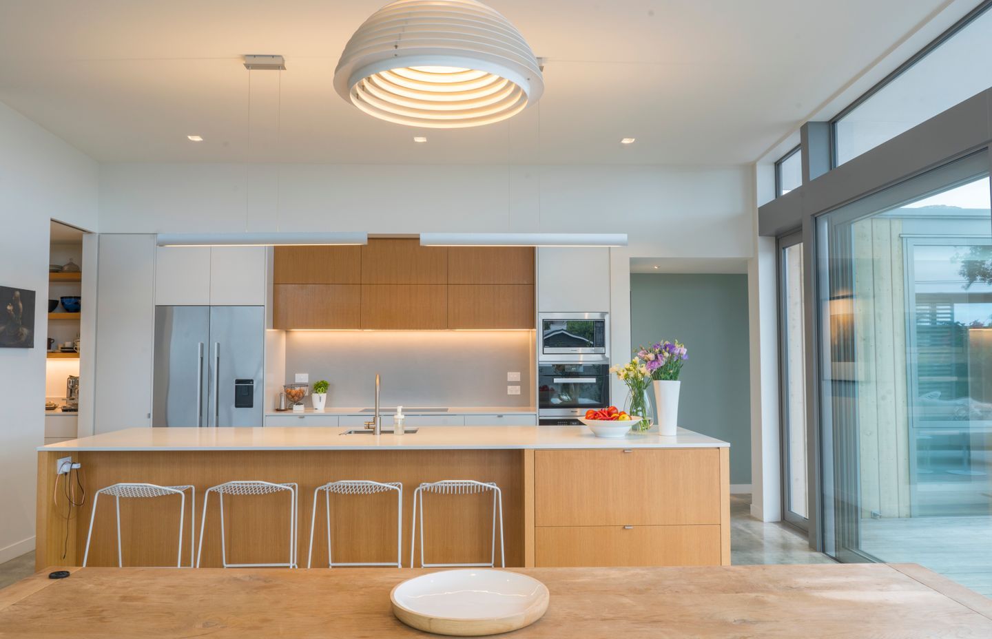 Beachside Living - Abode Magazine