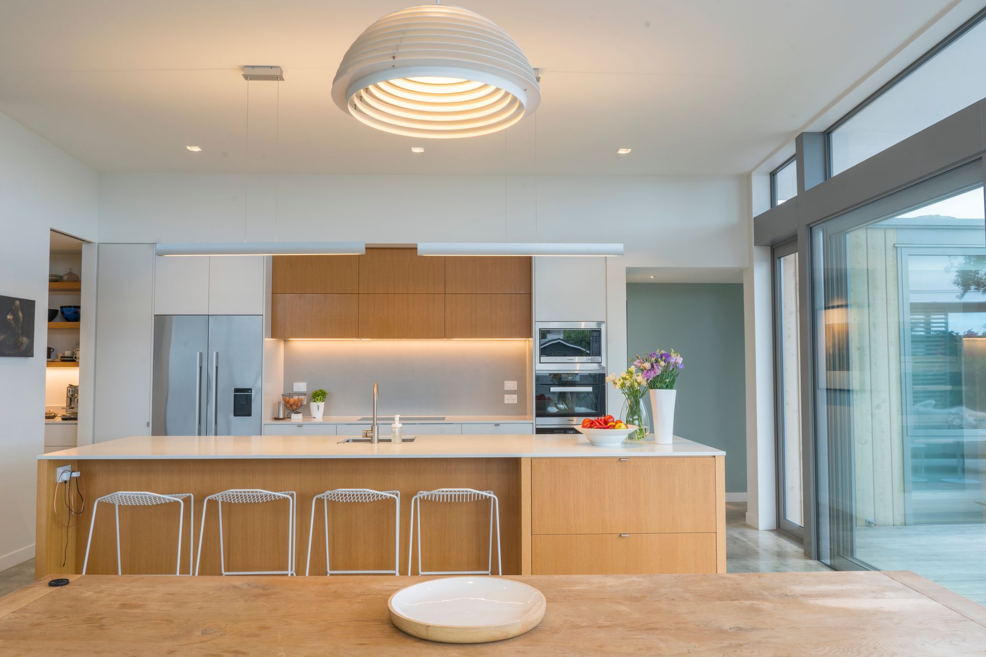 Beachside Living - Abode Magazine