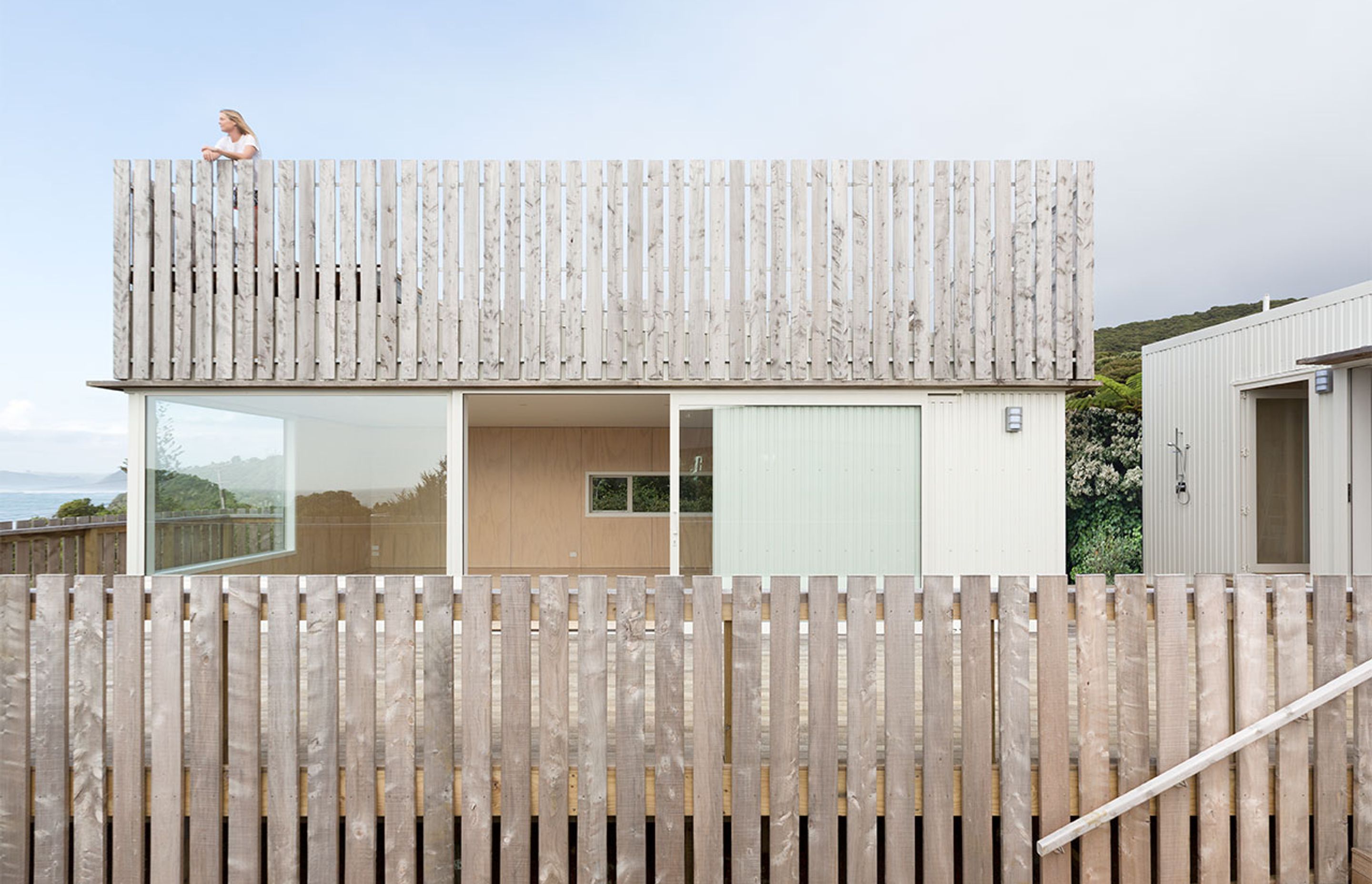 The award-winning Crow's Nest in Raglan, by Red Architecture .