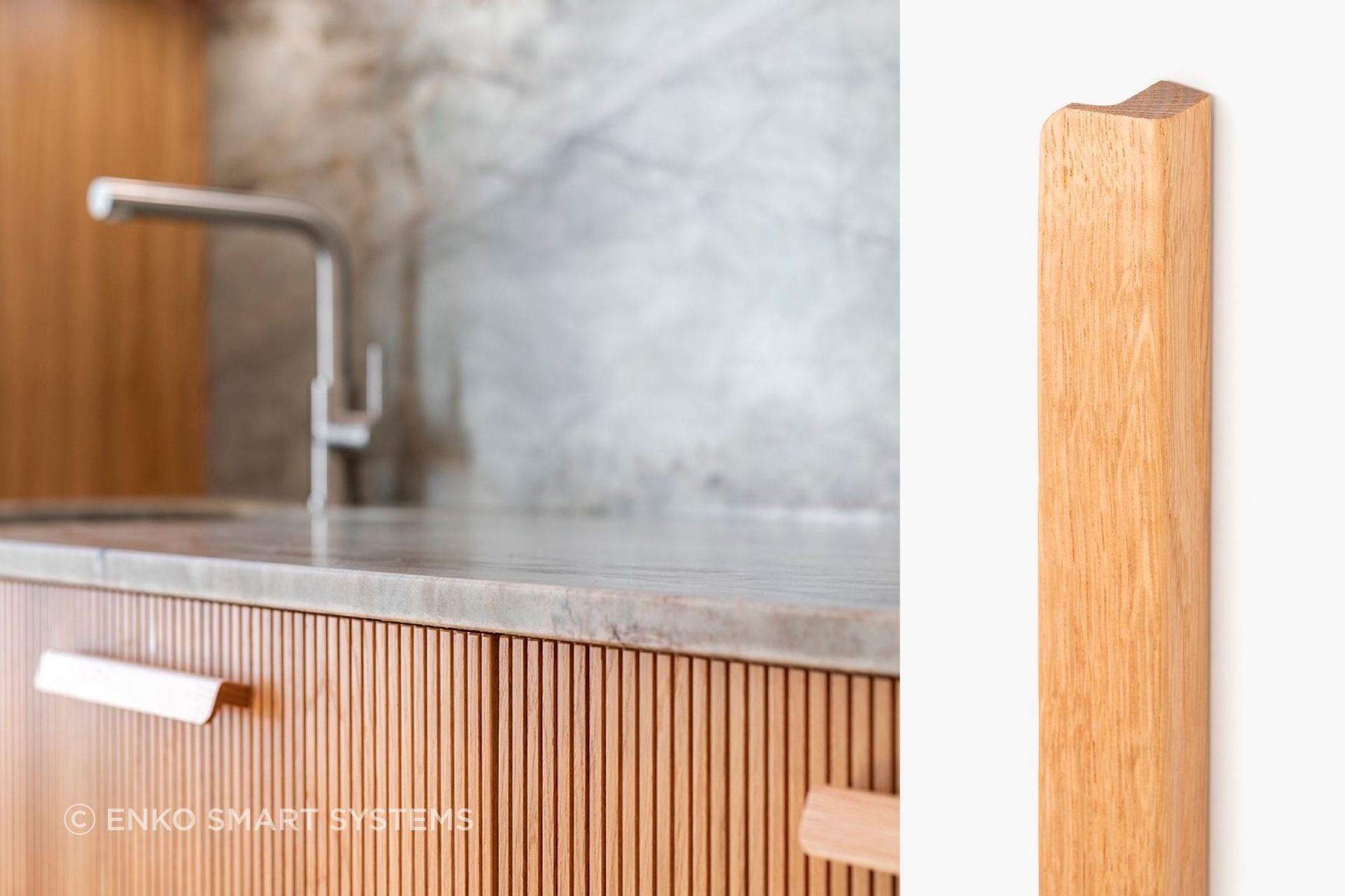 the-flapp-touch-viefe-in-a-warm-kitchen-by-inova-cuisine1-v2.jpg