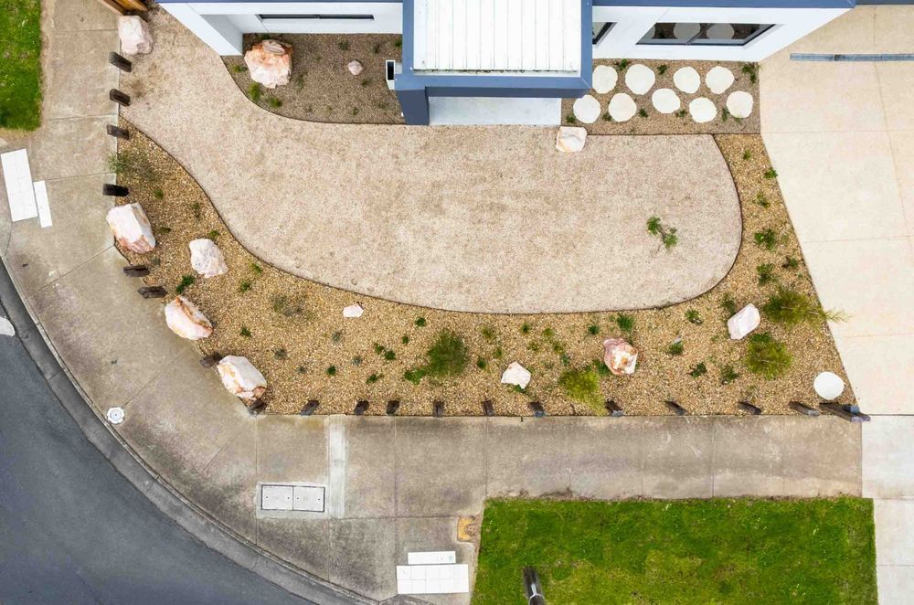You don't need to overload your front garden in order to achieve the look you want
