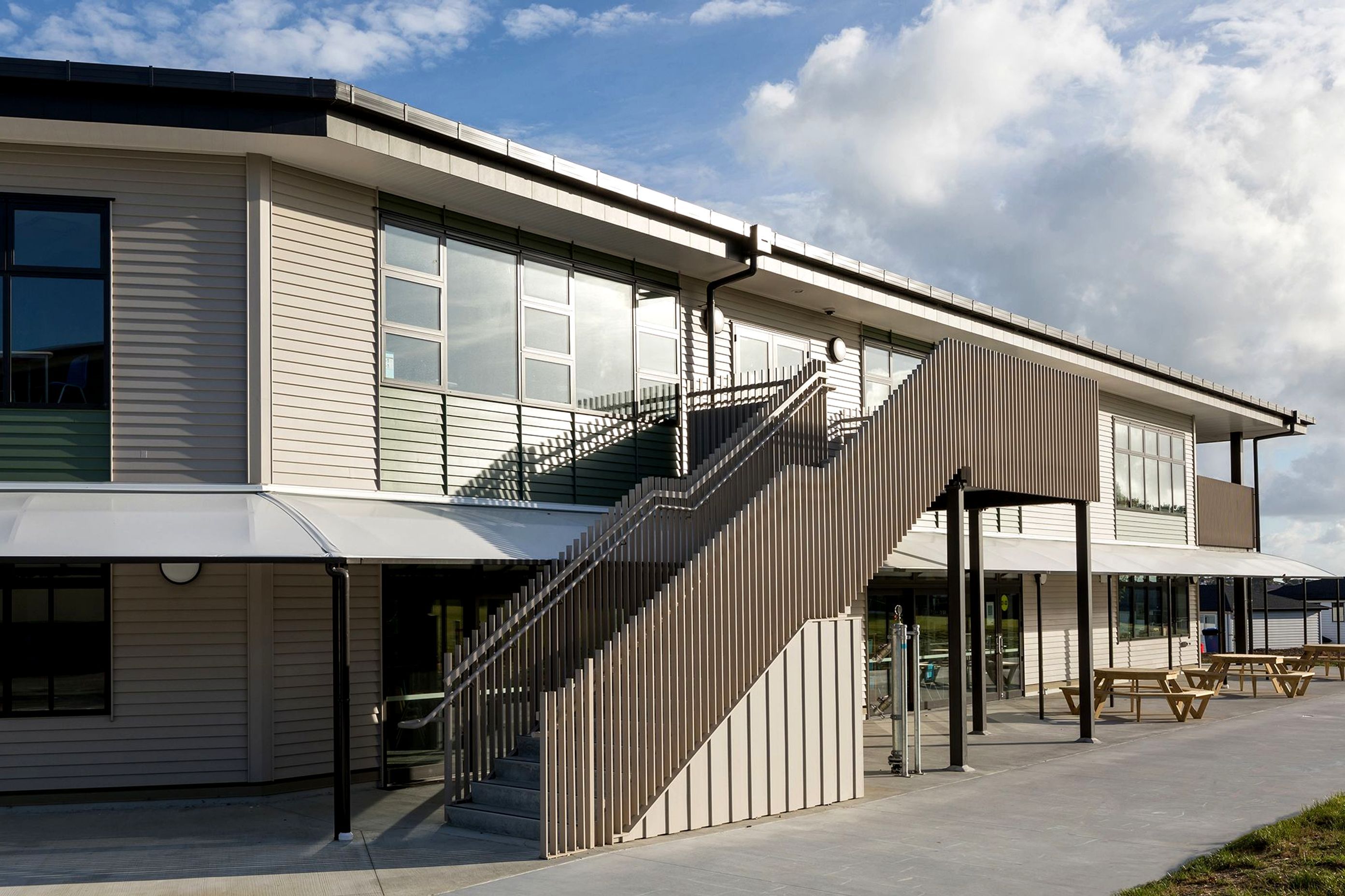 Case Study: Vertical Fin Balustrades Ensure Safety and Style at Torbay School