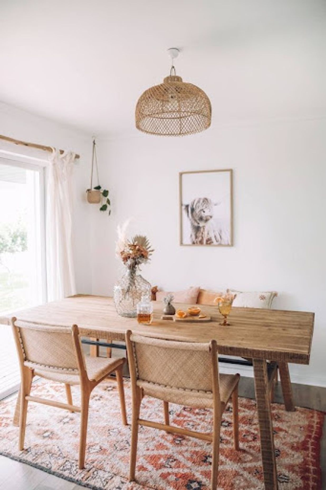 Dining Chair Designs: How to Pair with a Dining Table