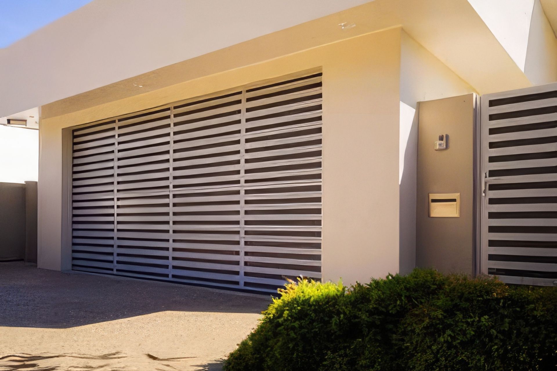 upcustom-door-fix-standard-scale-400x.jpg