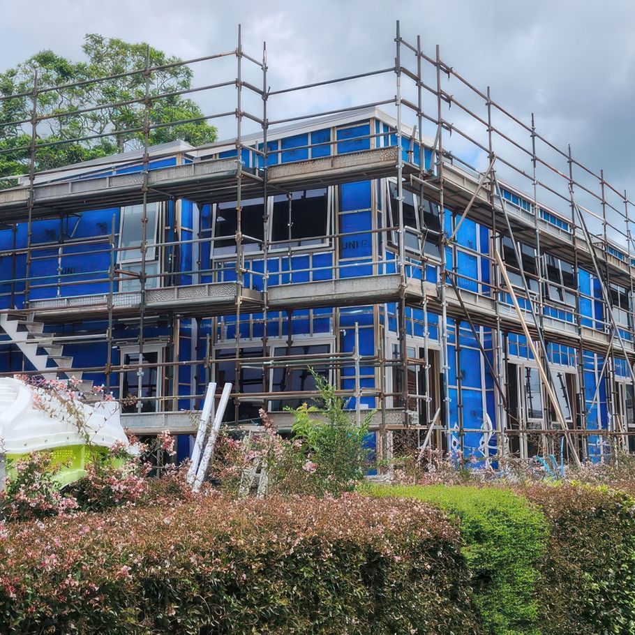 Masons Enviro™ IT Wall and UNI PLUS Keep Building on Schedule