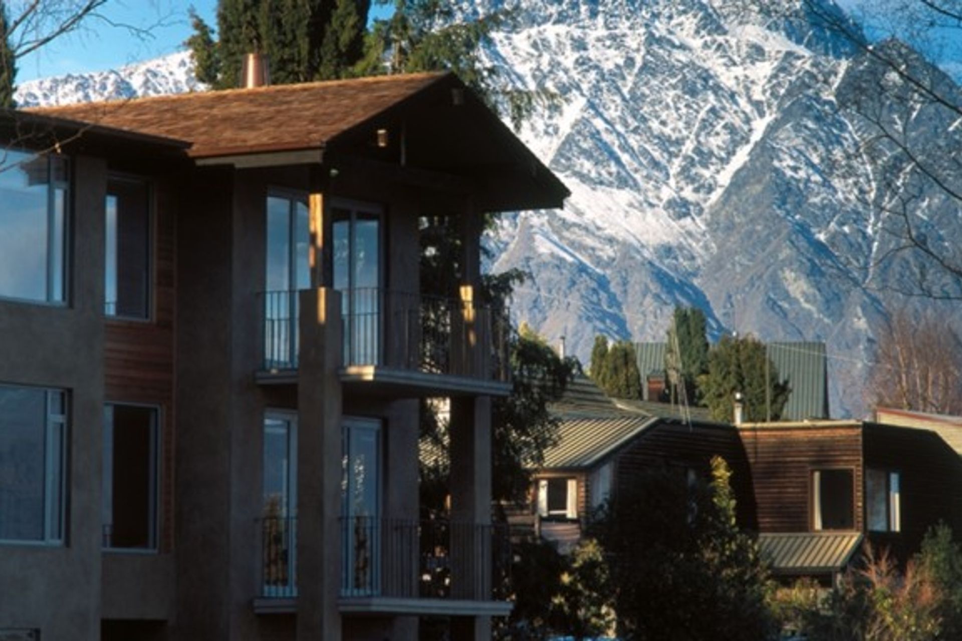 How installing the right windows will warm winter homes