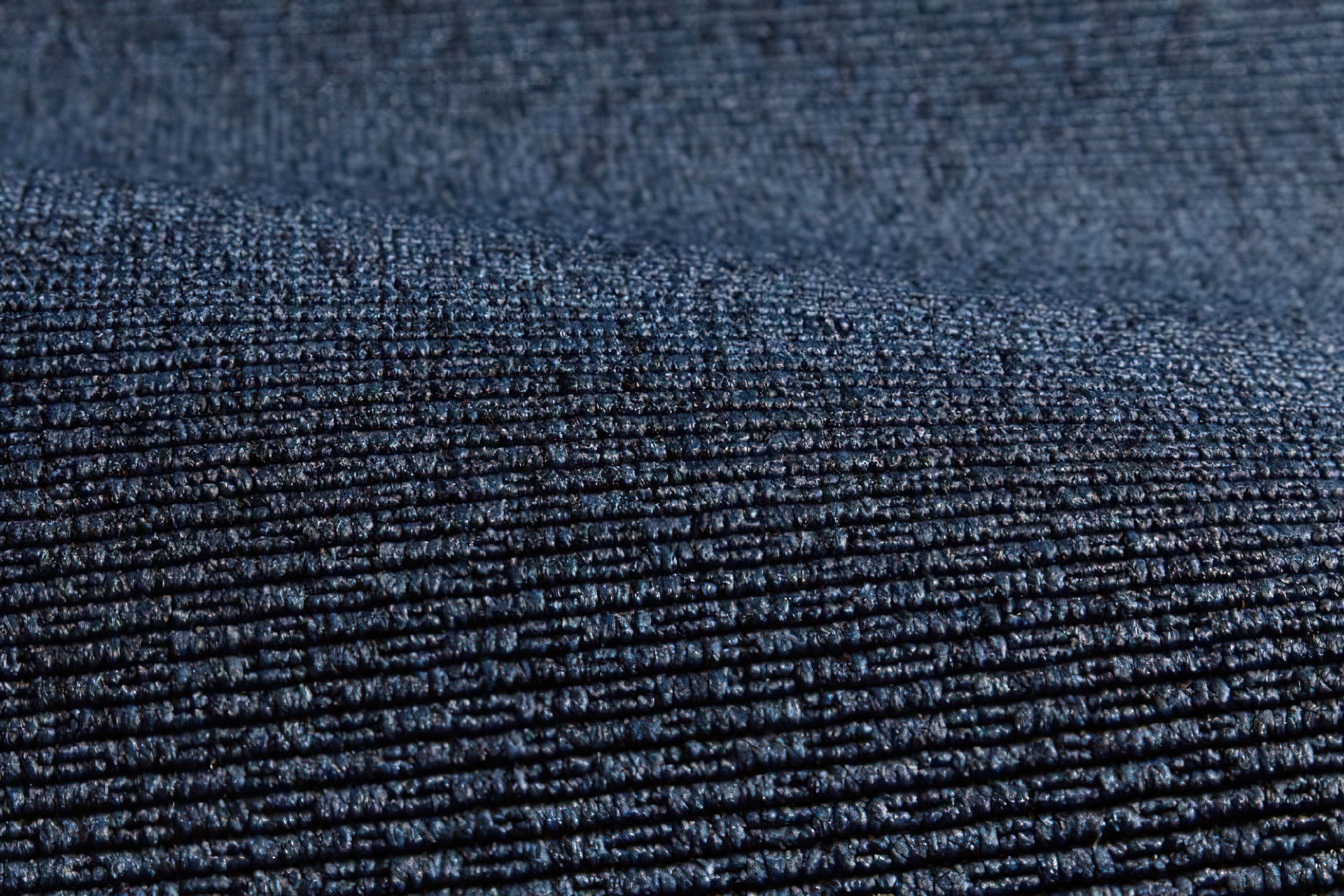Chain broadloom in Econyl yarn by Fletco Carpets