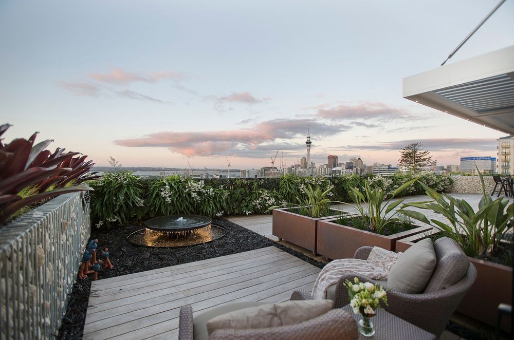 Natural Habitats designed and built a revolutionary rooftop landscape for this private Auckland apartment, which features city and harbour views and a beautiful green entertaining space that comfortably hosts up to 30 guests.