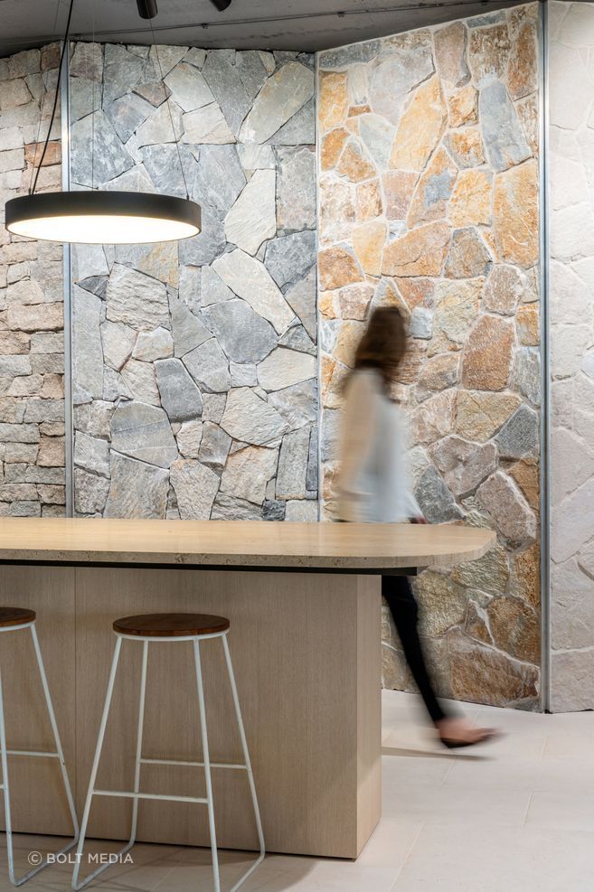 10-Sareen-StoneArtarmon-Showroom-3-ap-compressed.jpg