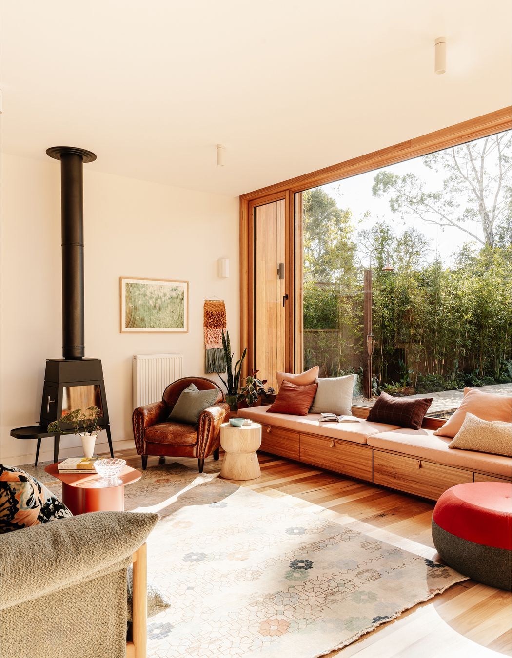 “There are inherently higher error rates in traditional manufacturing methods and process flow, but thanks to the Conturex’s capabilities, we’re able to significantly reduce the gap between planned and actual production, and also implement advanced joinery techniques.”