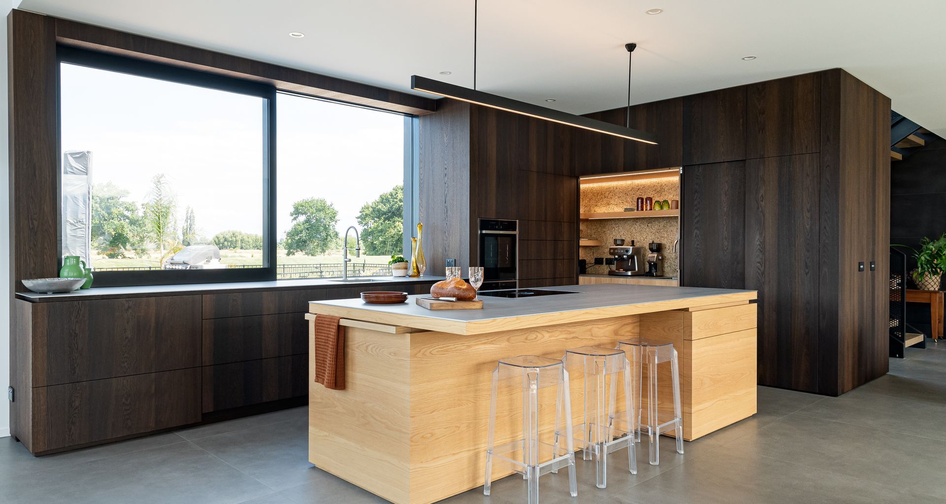 A villa in Riwaka was transformed by Living Design with this stunning contemporary kitchen.