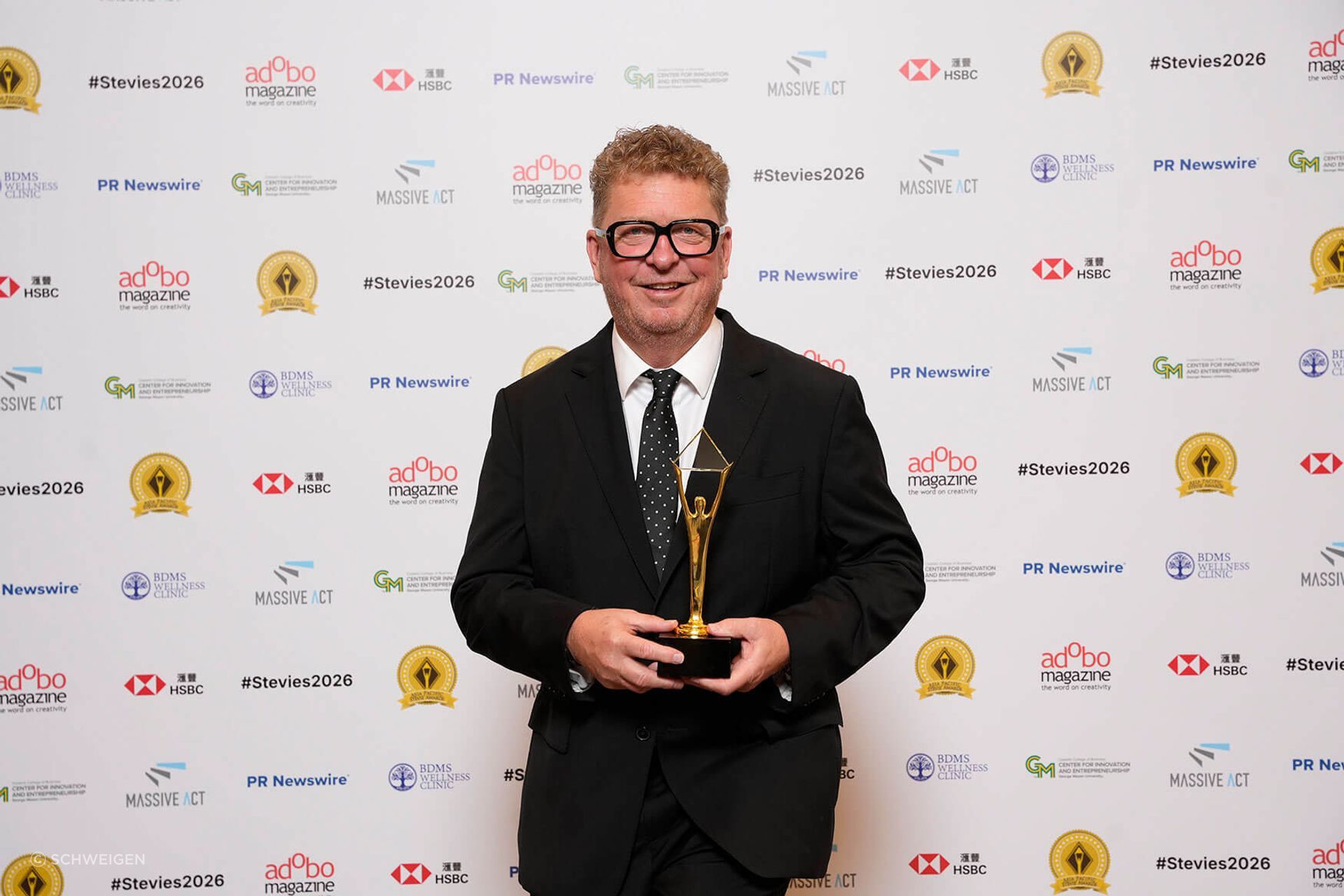 Schweigen-Wins-Gold-Stevie-Award-8.jpeg
