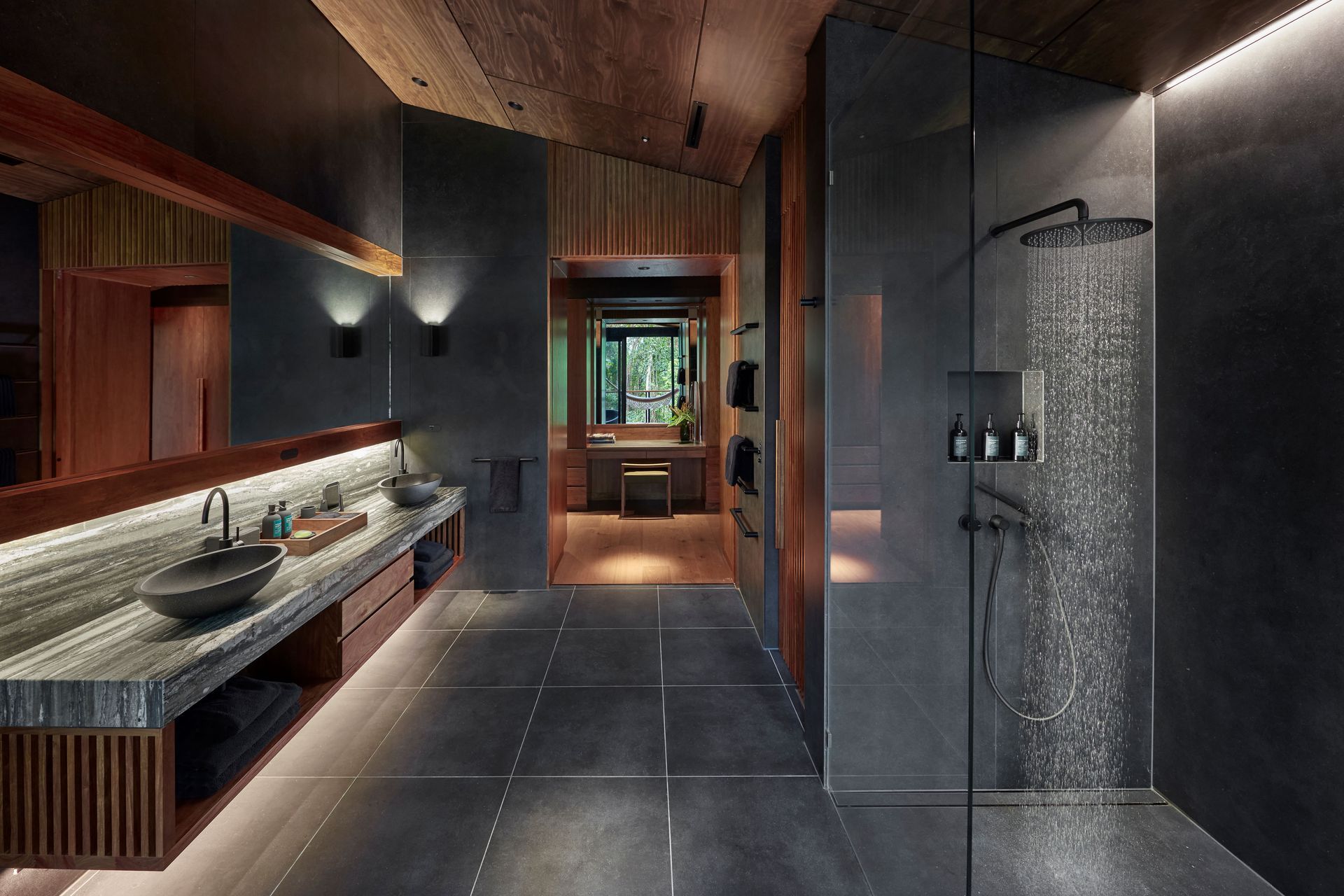 Silky Oaks Lodge features Bemboka towels which come in a range of neutral hues and are manufactured using organic dyes. They're certified under STANDARD 100 by OEKO-TEX®, a globally standardised, independent mark of quality for raw, semi-finished and finished textile products.