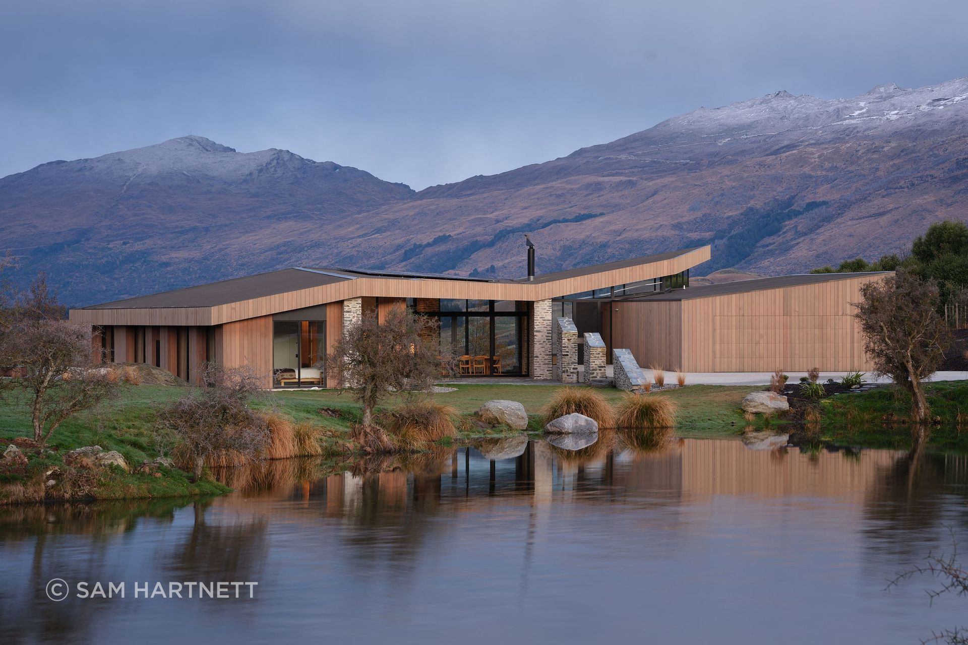 Kārearea House | Falcon's Fold by RTA Studio