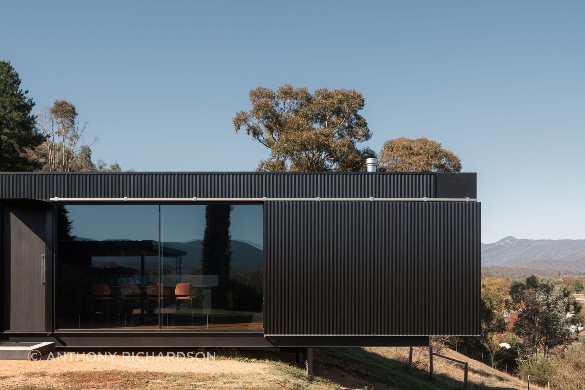 Alpine House by DX Architects | Photo Credit: Anthony Richardson