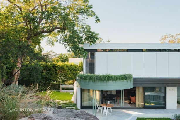 New Line House by Studio Prineas | Photo Credit: Clinton Weaver