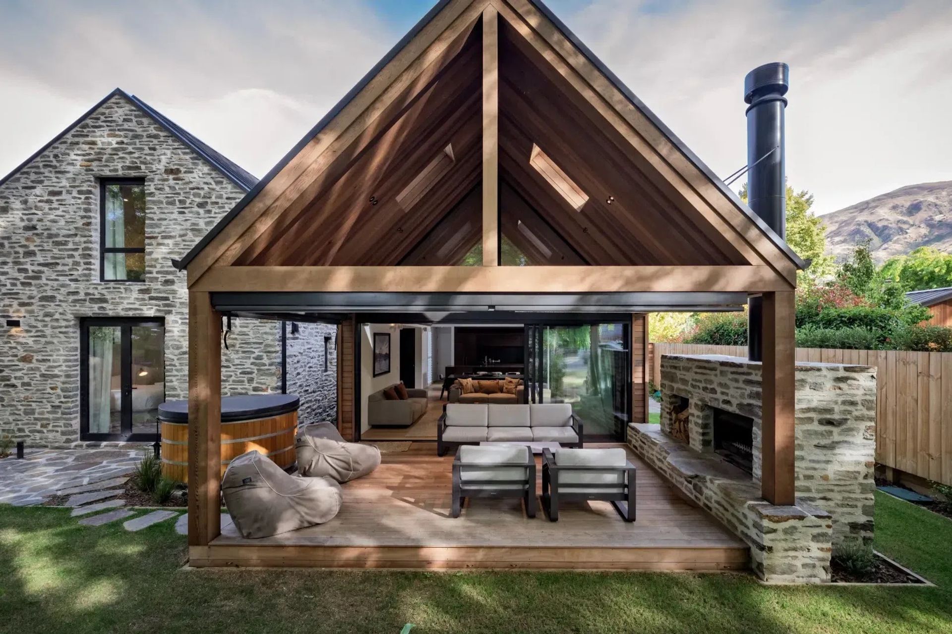 Macandrew Lane by Figure & Ground | Photo Credit: James Munro