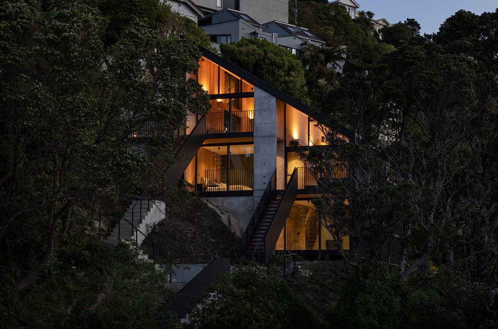 Adam and Josh are proud of the work Dorset Construction has accomplished – often bringing complex designs to life such as the Party Wall house situated on a hill overlooking Kelburn Viaduct in Wellington.