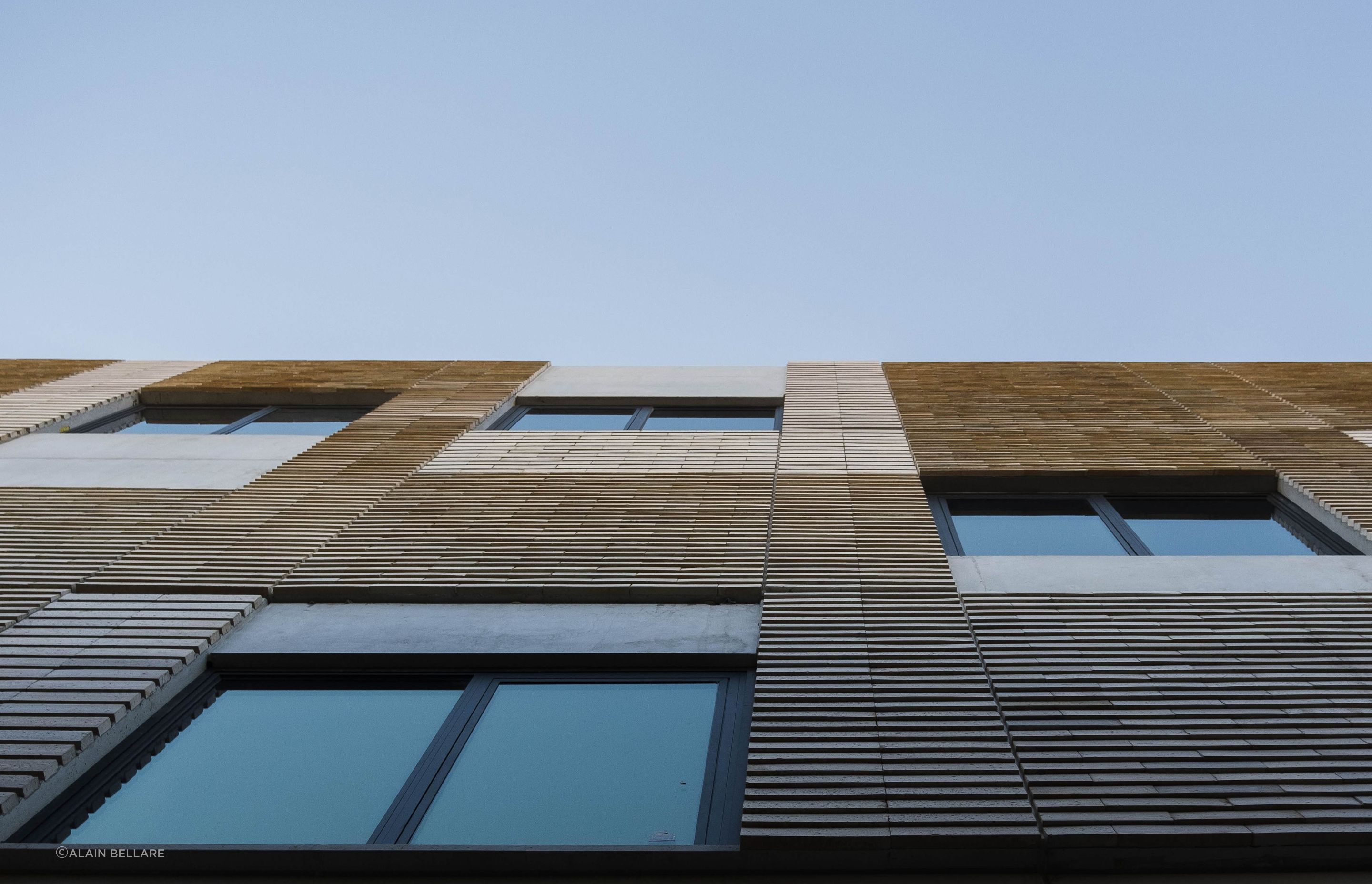 Zero Gipps is a contemporary six-storey workplace building designed around wellness and sustainability.