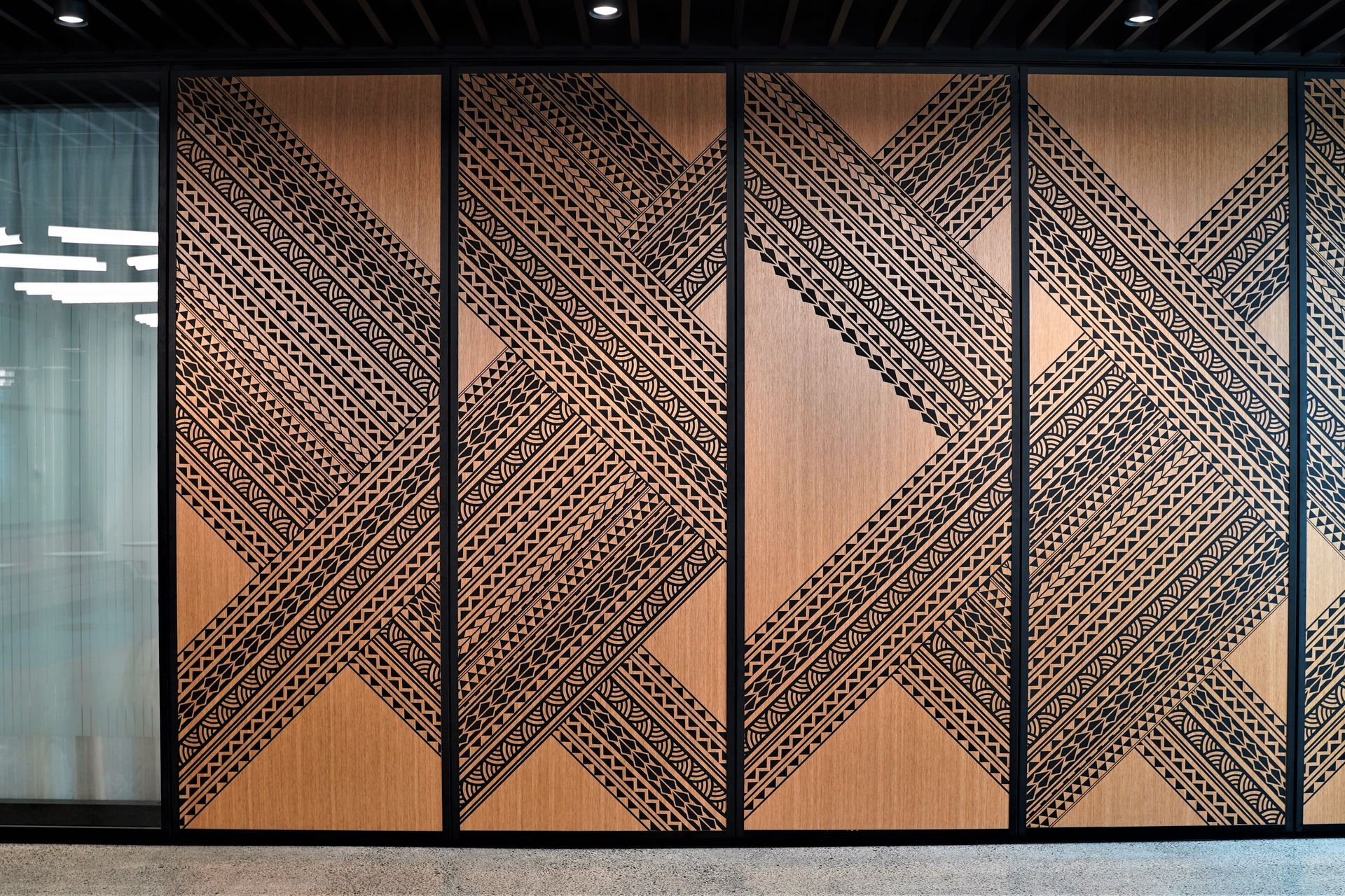 The Latitude project used Trans-Space's Moveo Glass and Moveo Solid products.