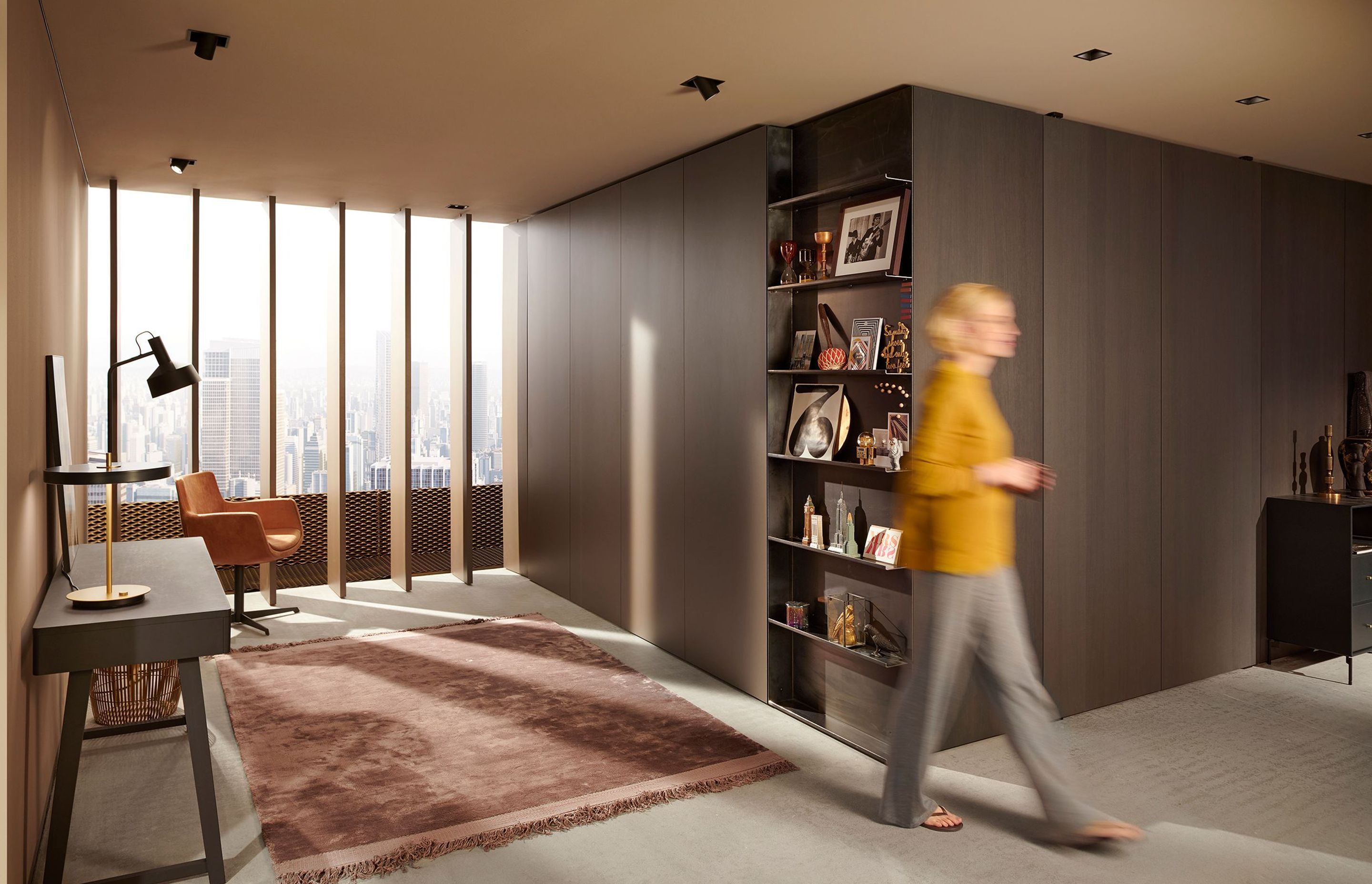REVEGO provides new opportunities for creating multifunctional spaces – allowing you to open up entire living areas when you need them, and conceal them again when they are not in use.