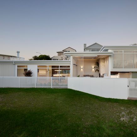 Palm Springs mid-century modern meets coastal New Zealand in this resort-style home