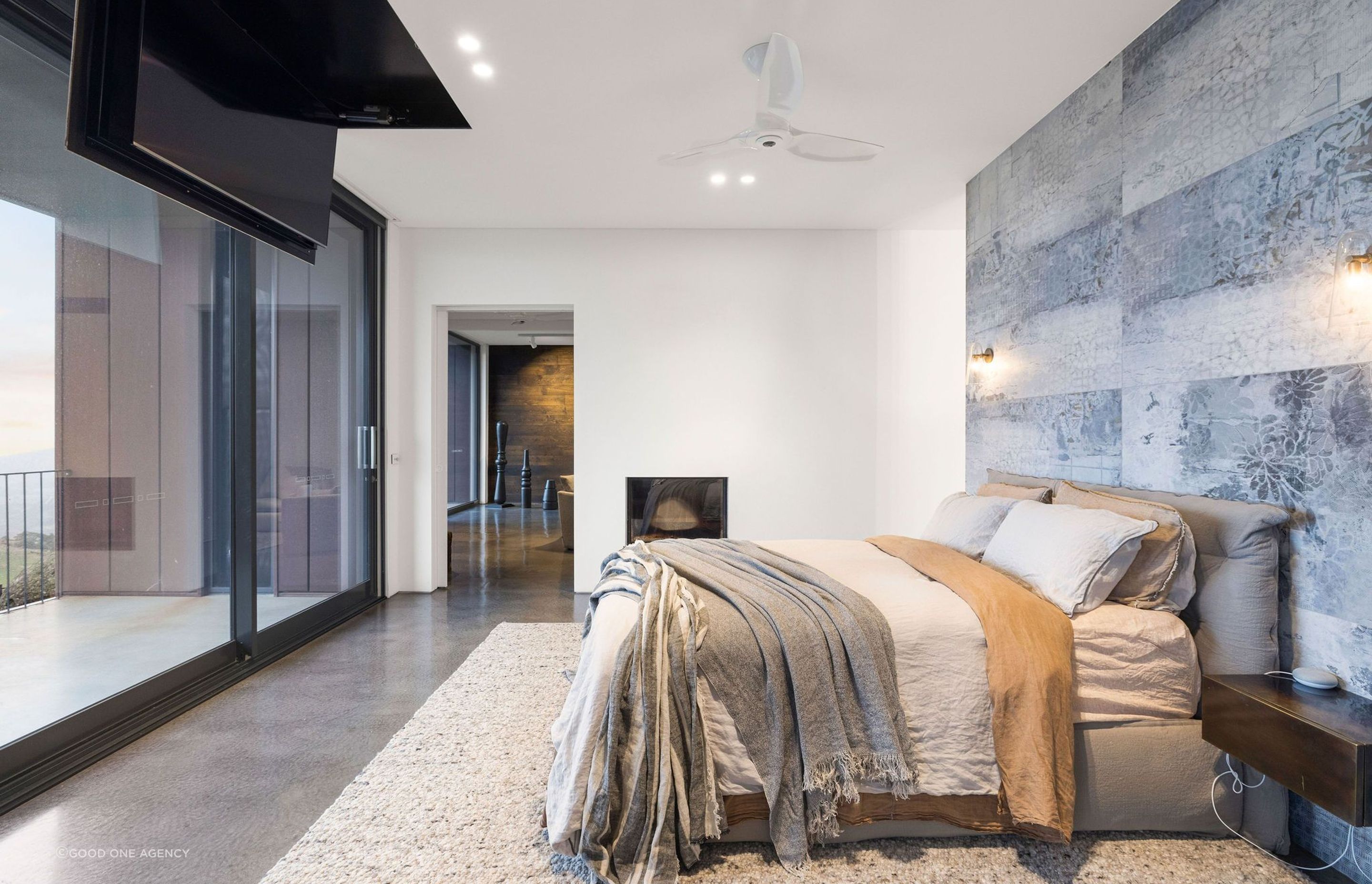 The cosy master suite at Euroa House