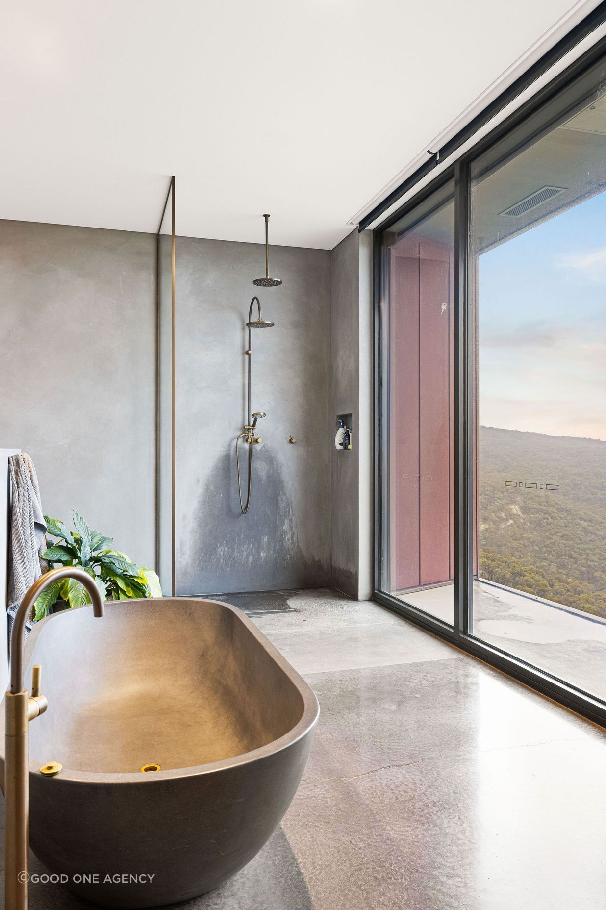 The bathroom in the master suite at Euroa House enjoys uninterrupted views