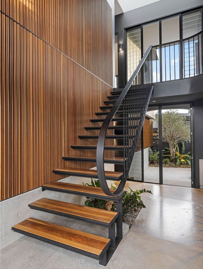 The Eagle House by Justin Humphrey Architects