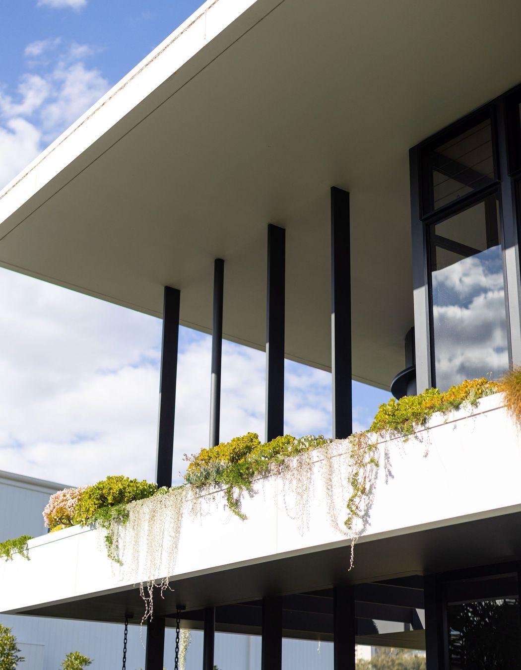 The Eagle House by Justin Humphrey Architects