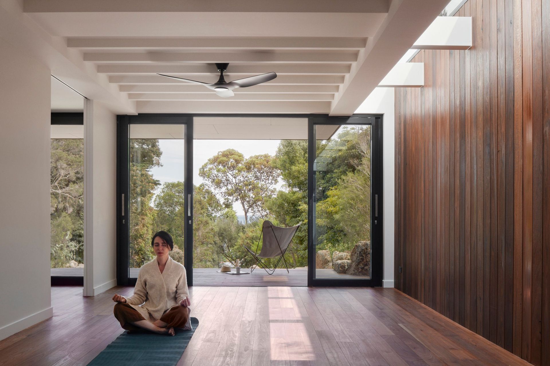 The downstairs room is for the owners and other Zen masters to meditate and teach.
