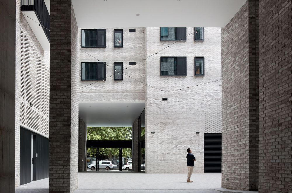 Whitton Lane by DJRD Architects in association with JCB Architects and Hutchinson | Photography by Luke Butterly
