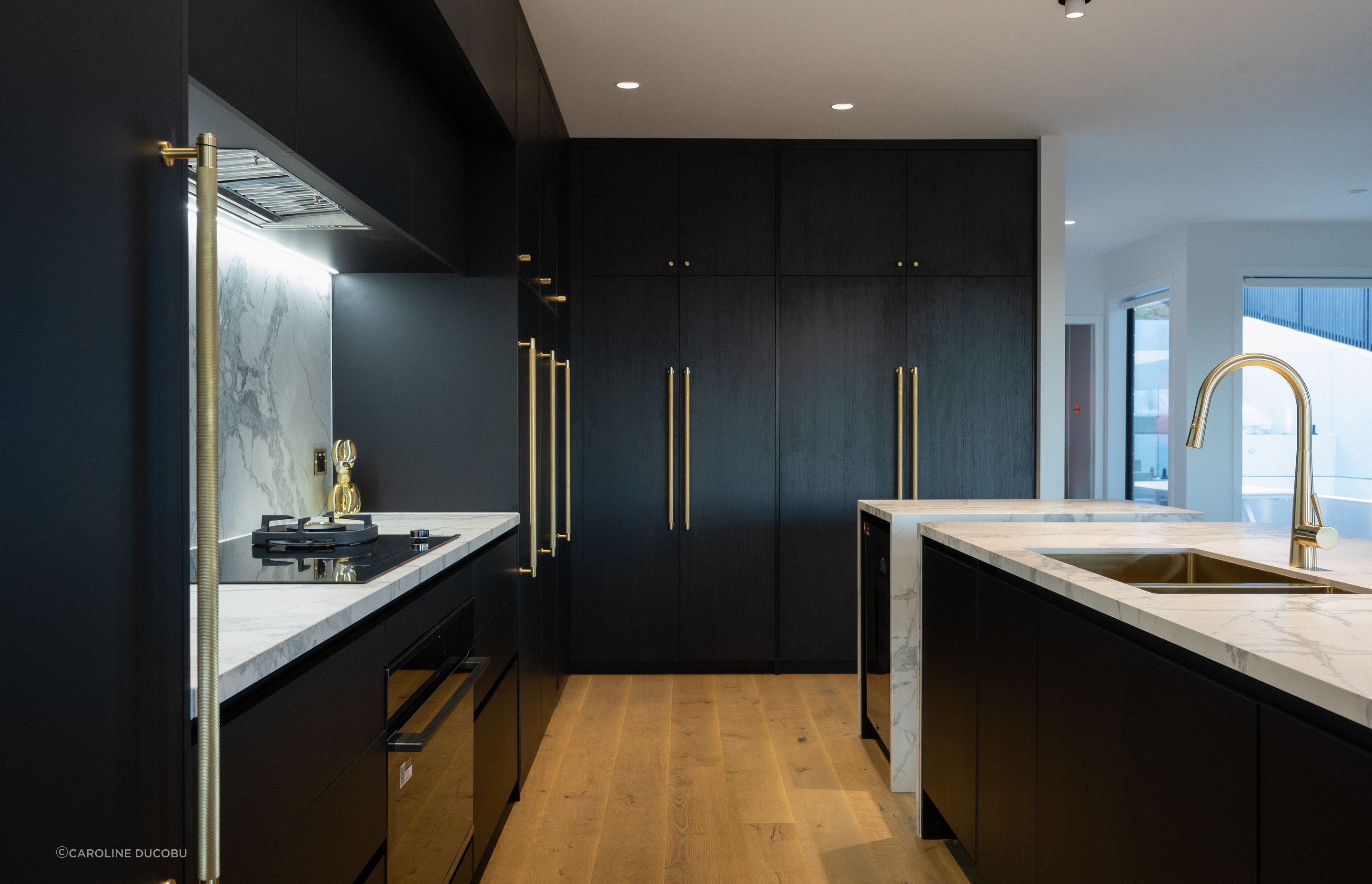 Alongside Justs Design, the project has been brought to life with the help of Jack Feng and the team at DH Kitchen.