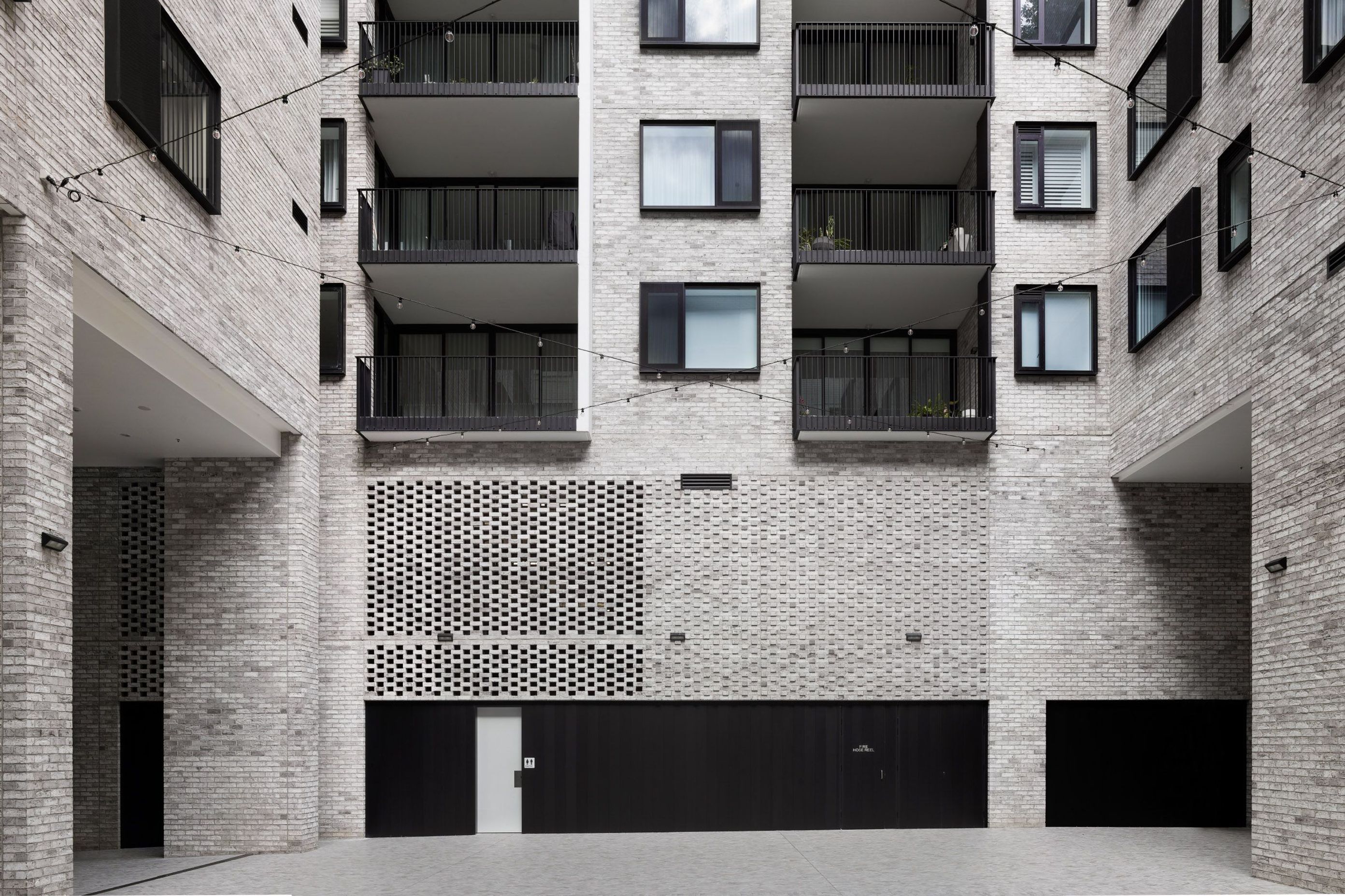 Whitton Lane by DJRD Architects in association with JCB Architects and Hutchinson | Photography by Luke Butterly