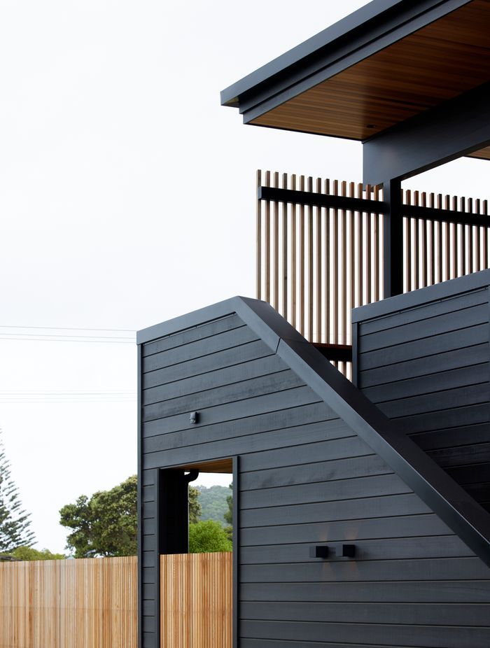 “Something I always like to do is have the stairs that link straight to the front deck. In that coastal environment, it’s nice when a lot of people walk and bike, you bump into each other and have spontaneous conversations, and you can just say to pop up,” says Brendon.