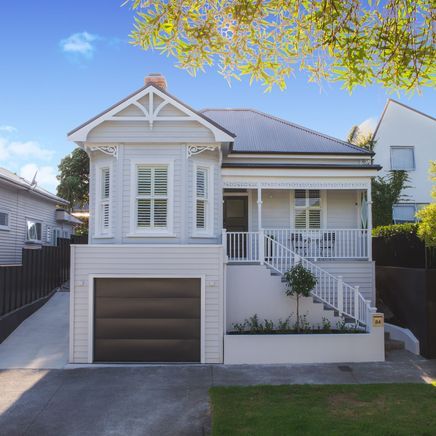 This villa reno blends character details with spacious modern living